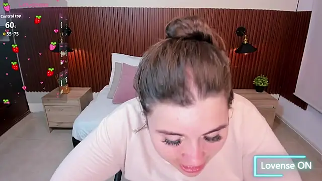 Snapshot of Aabby_lee chatting on November 2025 07:04:01 PM Aabby lee online show from November 2025 07:04:01 PM