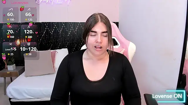 Snapshot of Aabby_lee chatting on November 2025 07:32:02 PM Aabby lee online show from November 2025 07:32:02 PM