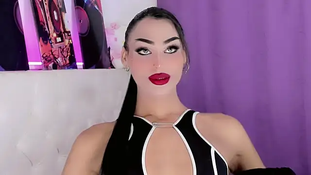 Snapshot of amal_baddell chatting on April 2026 11:08:02 PM amal baddell online show from April 2026 11:08:02 PM