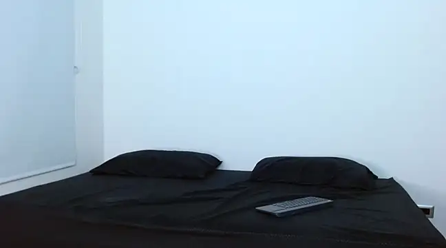 Snapshot of frank_myles chatting on January 2025 12:48:02 AM frank myles online show from January 2025 12:48:02 AM