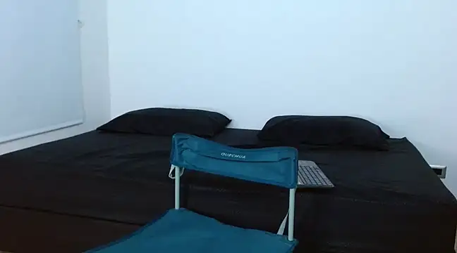 Snapshot of frank_myles chatting on January 2025 03:51:01 AM frank myles online show from January 2025 03:51:01 AM