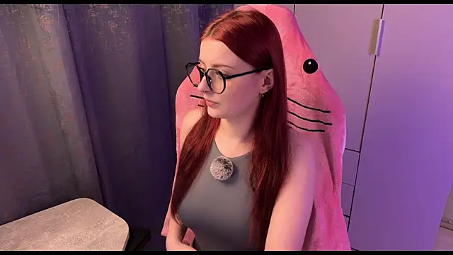 Snapshot of RozieRose chatting on October 2025 04:55:02 AM RozieRose online show from October 2025 04:55:02 AM