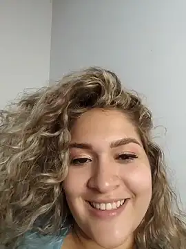 Sara smiiith211 online show from December 2024 08:05:02 AM