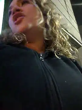 Sara smiiith211 online show from March 2025 03:44:02 AM