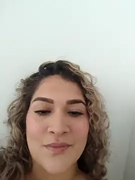 Sara smiiith211 online show from March 2026 03:29:02 PM