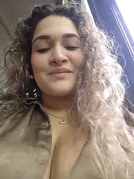 Sara smiiith211 online show from March 2026 08:46:02 PM