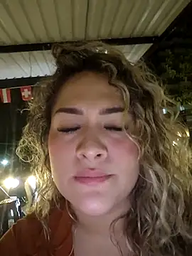 Snapshot of Sara_smiiith211 chatting on July 2026 01:30:02 AM Sara smiiith211 online show from July 2026 01:30:02 AM