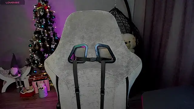 lily williamss online show from January 2025 03:11:02 AM