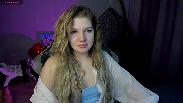 lily williamss online show from February 2025 12:11:01 AM