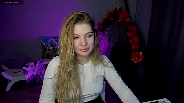 lily williamss online show from October 2025 02:09:01 AM