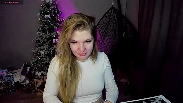 Snapshot of lily_williamss chatting on November 2025 12:19:01 AM lily williamss online show from November 2025 12:19:01 AM