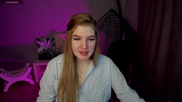 Snapshot of lily_williamss chatting on February 2026 12:22:02 AM lily williamss online show from February 2026 12:22:02 AM