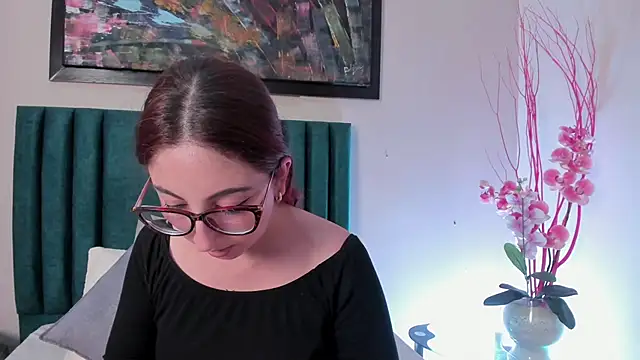 Emilywatsonn online show from December 2025 11:54:01 PM