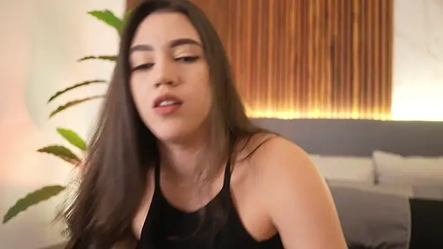 Amelia Rouse online show from October 2025 09:11:01 PM