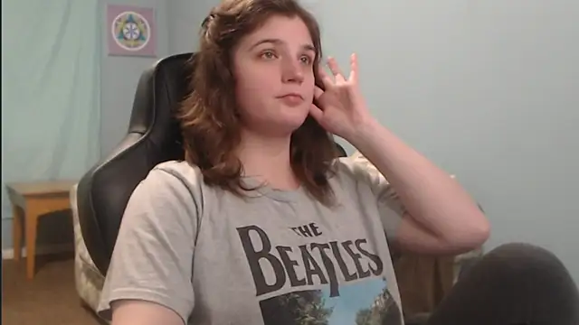 TreeJeanne online show from December 2024 07:21:01 PM