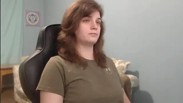 TreeJeanne online show from December 2024 04:16:02 PM