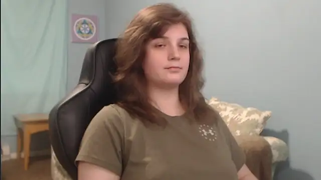 TreeJeanne online show from December 2024 07:21:02 PM