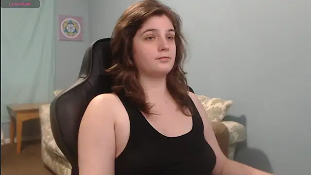 TreeJeanne online show from December 2024 05:10:02 PM