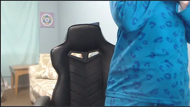 TreeJeanne online show from December 2024 05:57:02 PM