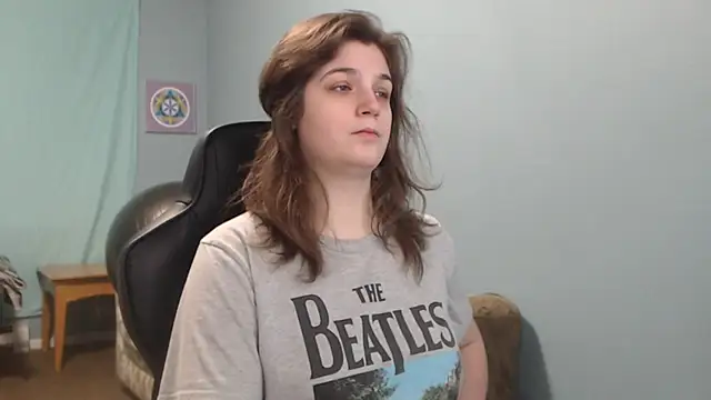 TreeJeanne online show from March 2025 02:51:02 PM