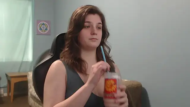 TreeJeanne online show from March 2025 11:25:01 PM