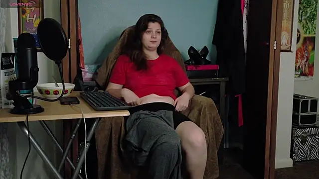 TreeJeanne online show from September 2025 10:35:02 PM