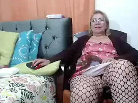 VivianamMilf online show from December 2024 09:20:02 PM