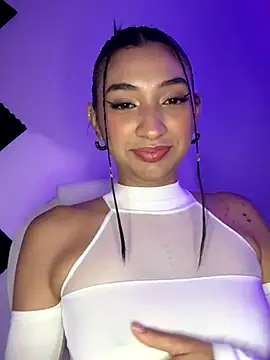  Aura- online show from September 2025 11:49:01 PM