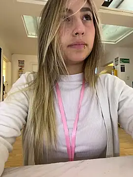  Emma Valka online show from January 2025 12:36:01 PM