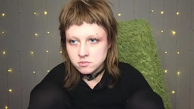 Snapshot of kortny_yo chatting on February 2025 08:37:01 PM kortny yo online show from February 2025 08:37:01 PM