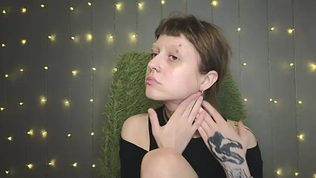 Snapshot of kortny_yo chatting on February 2025 09:05:02 PM kortny yo online show from February 2025 09:05:02 PM