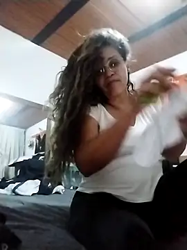 Snapshot of Alma_Sexyy chatting on February 2026 03:13:01 AM Alma Sexyy online show from February 2026 03:13:01 AM