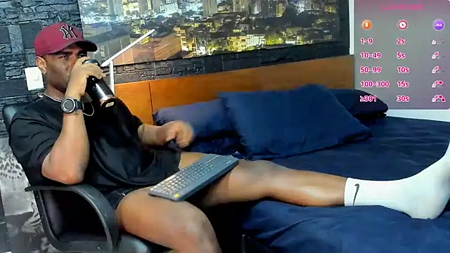 thomas santtos1 online show from March 2025 03:08:01 AM