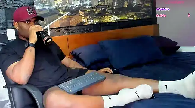 thomas santtos1 online show from March 2025 01:35:02 PM