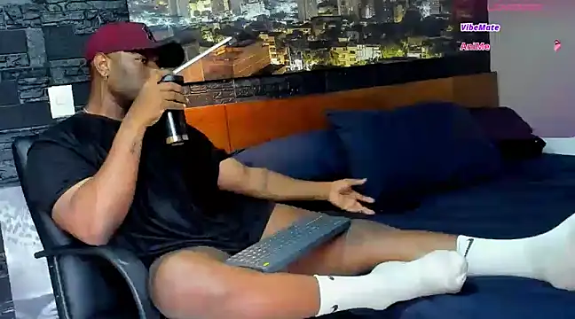 thomas santtos1 online show from March 2025 01:08:01 PM