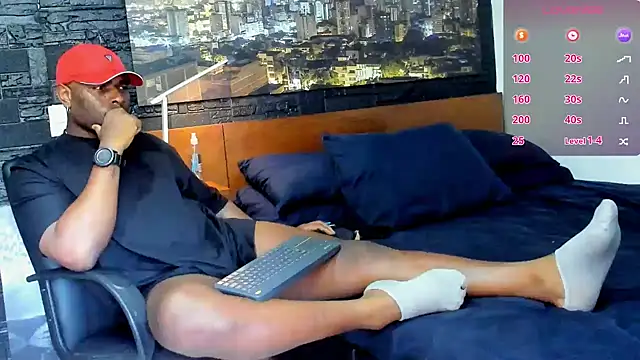 thomas santtos1 online show from March 2025 08:29:02 PM