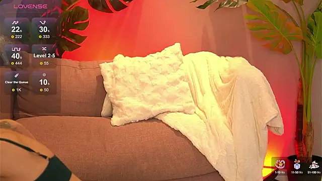 Snapshot of JuliaRichard chatting on February 2025 04:27:01 AM JuliaRichard online show from February 2025 04:27:01 AM