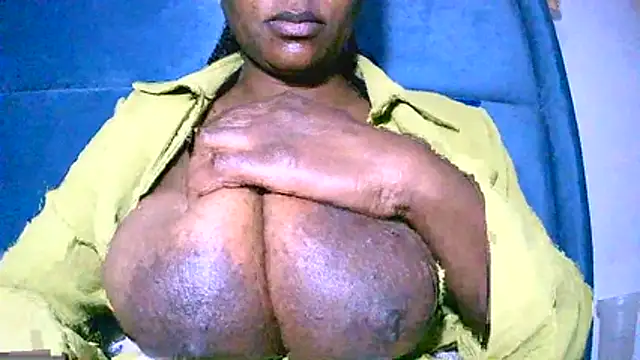 Bustypillows online show from May 2026 04:25:01 PM