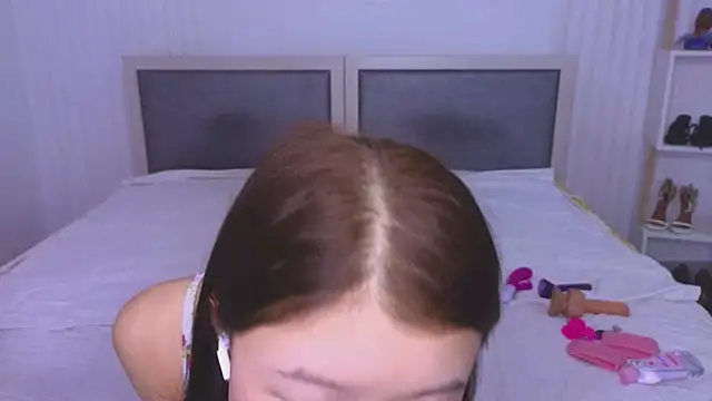 Tina Kim  online show from January 2025 08:07:02 AM