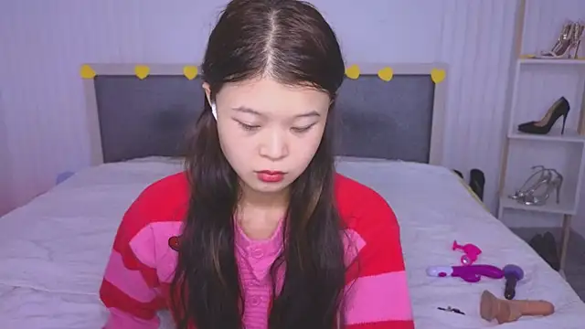 Tina Kim  online show from February 2025 07:45:02 AM