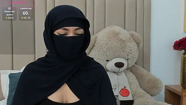 izadii online show from February 2026 07:34:02 PM