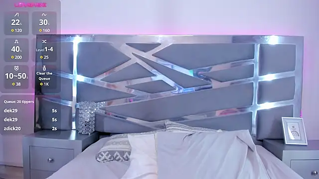 Snapshot of NinnaVous chatting on January 2025 07:49:01 PM NinnaVous online show from January 2025 07:49:01 PM