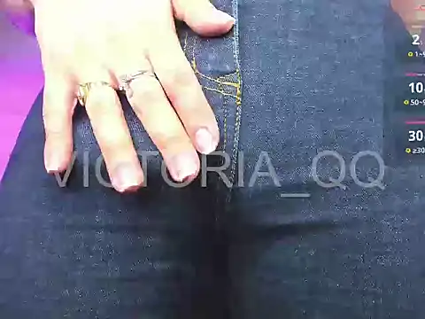 victoria qq online show from January 2025 11:50:01 PM