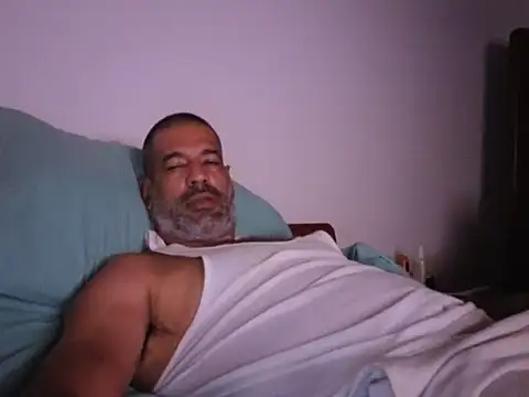 Snapshot of jackbigcock11 chatting on April 2026 04:43:02 AM jackbigcock11 online show from April 2026 04:43:02 AM