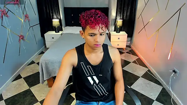 Snapshot of Noah_Smith04 chatting on December 2024 12:13:01 PM Noah Smith04 online show from December 2024 12:13:01 PM