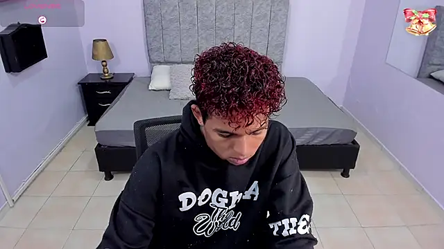 Snapshot of Noah_Smith04 chatting on January 2025 11:59:01 AM Noah Smith04 online show from January 2025 11:59:01 AM