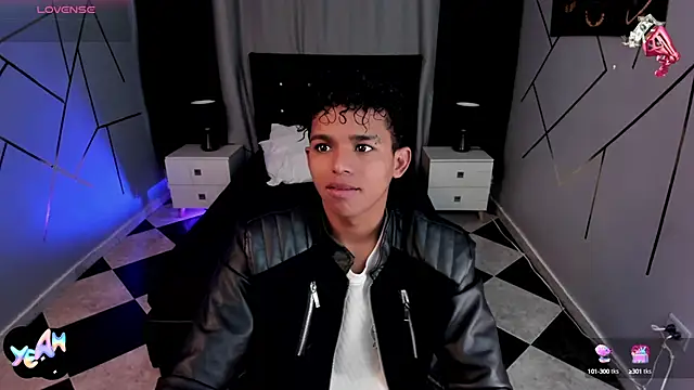 Snapshot of Noah_Smith04 chatting on January 2025 12:40:02 PM Noah Smith04 online show from January 2025 12:40:02 PM