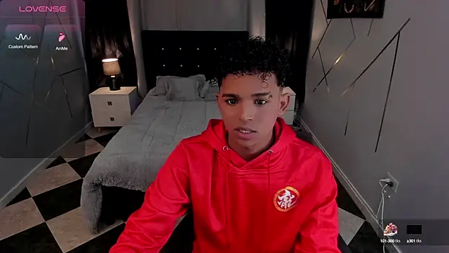 Snapshot of Noah_Smith04 chatting on February 2025 02:37:01 PM Noah Smith04 online show from February 2025 02:37:01 PM