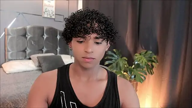 Snapshot of Noah_Smith04 chatting on November 2025 12:27:02 PM Noah Smith04 online show from November 2025 12:27:02 PM