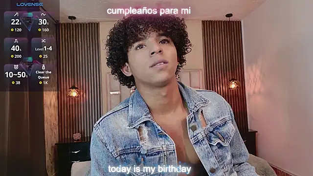 Snapshot of Noah_Smith04 chatting on January 2026 11:40:02 PM Noah Smith04 online show from January 2026 11:40:02 PM